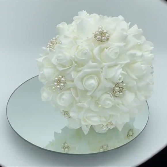White Bridal Bouquet - Picture 2 of 4